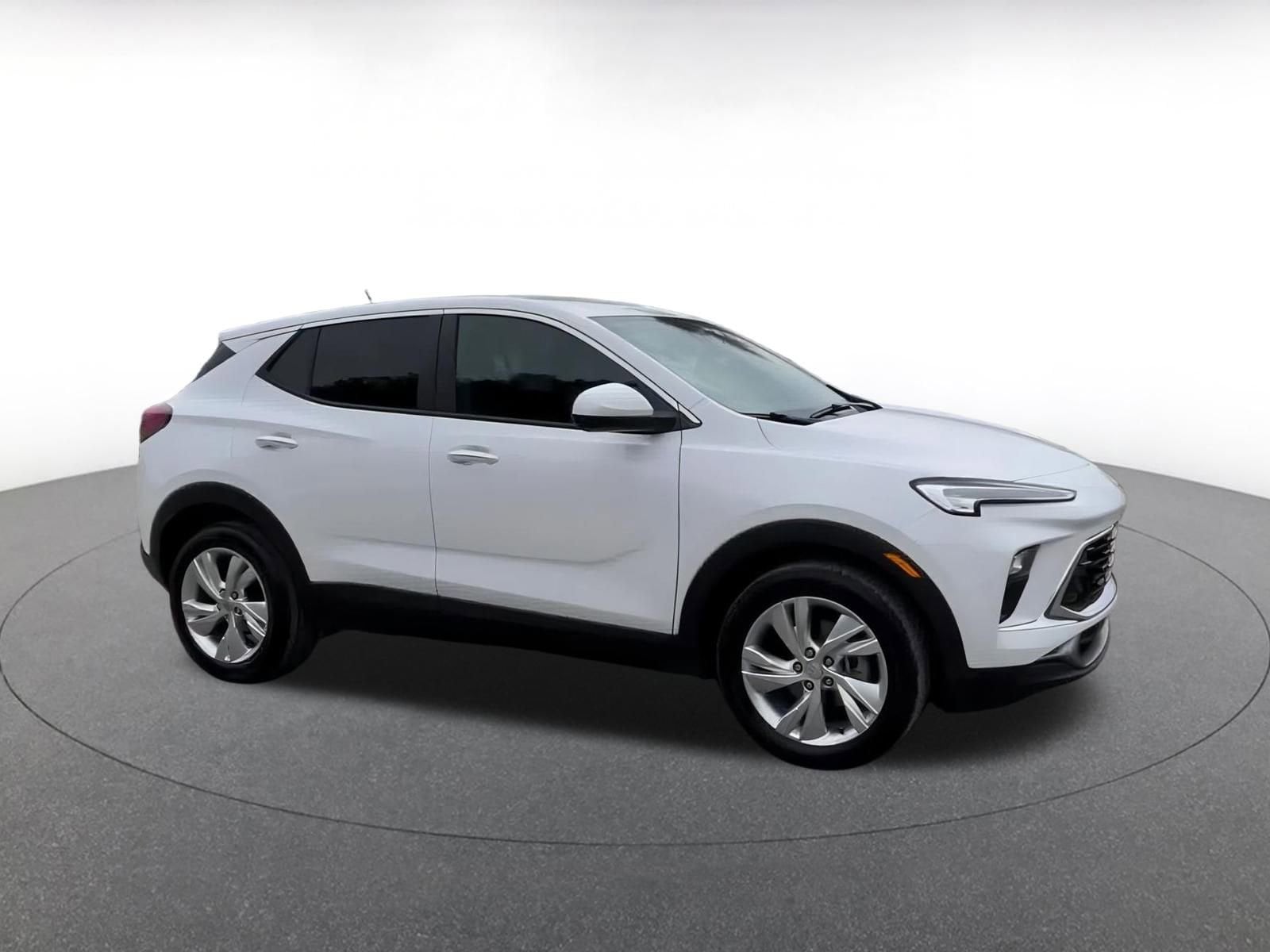 Thumbnail: 2025 Buick Encore GX - 3