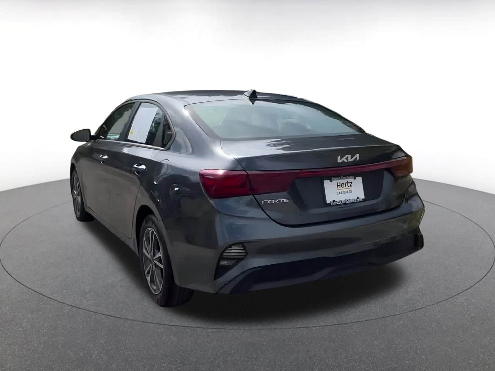 Thumbnail: 2023 Kia Forte - 10