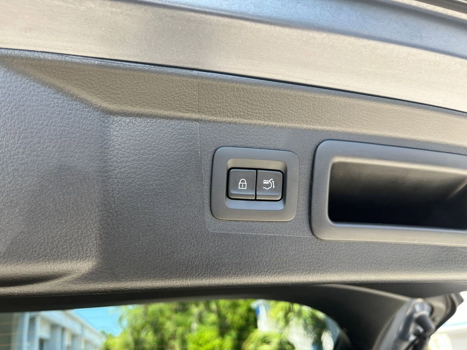 Thumbnail: 2025 Mazda CX-50 - 23