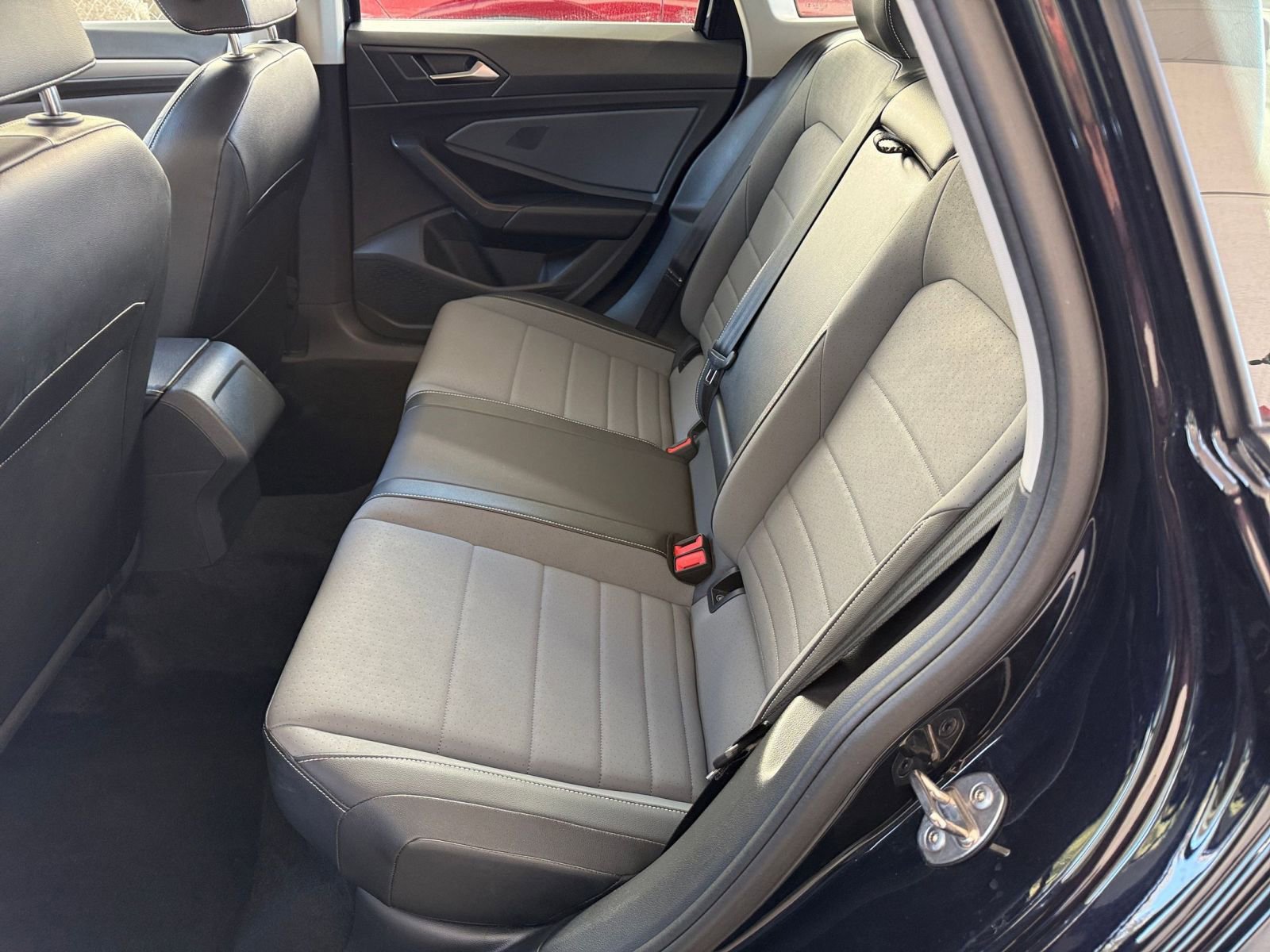 Thumbnail: 2025 Volkswagen Jetta - 27