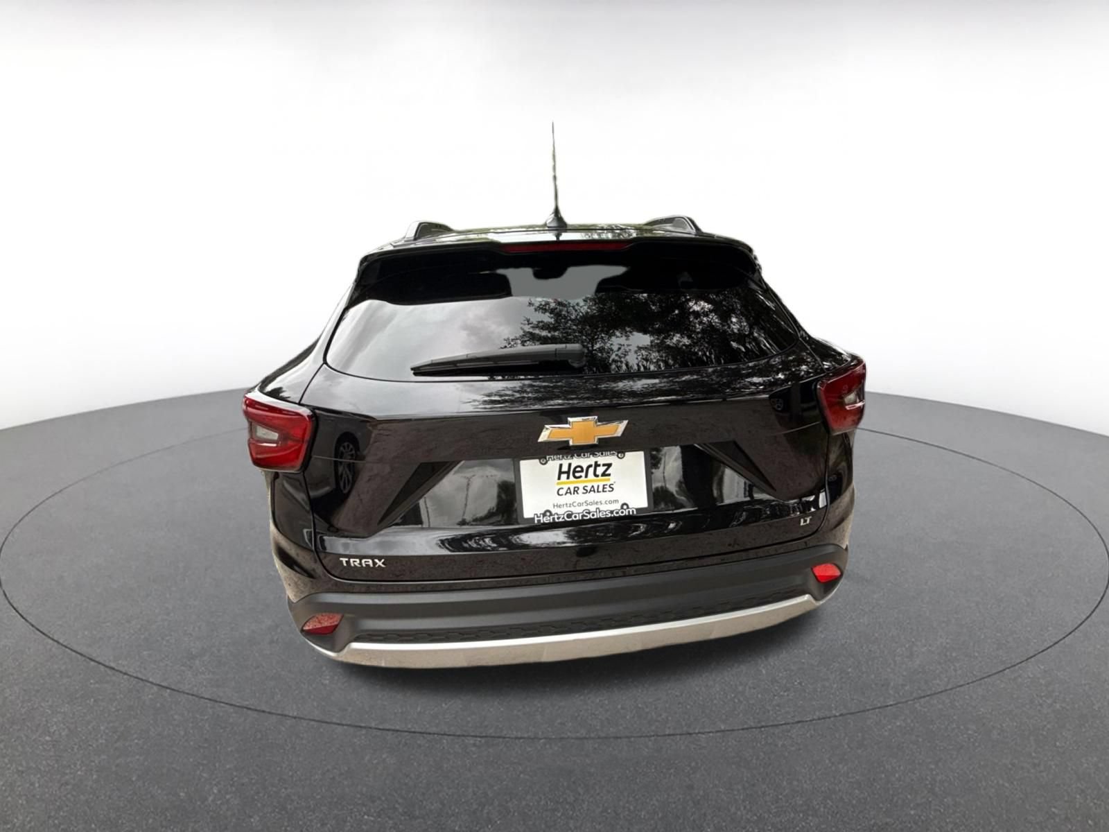Thumbnail: 2025 Chevrolet Trax - 6