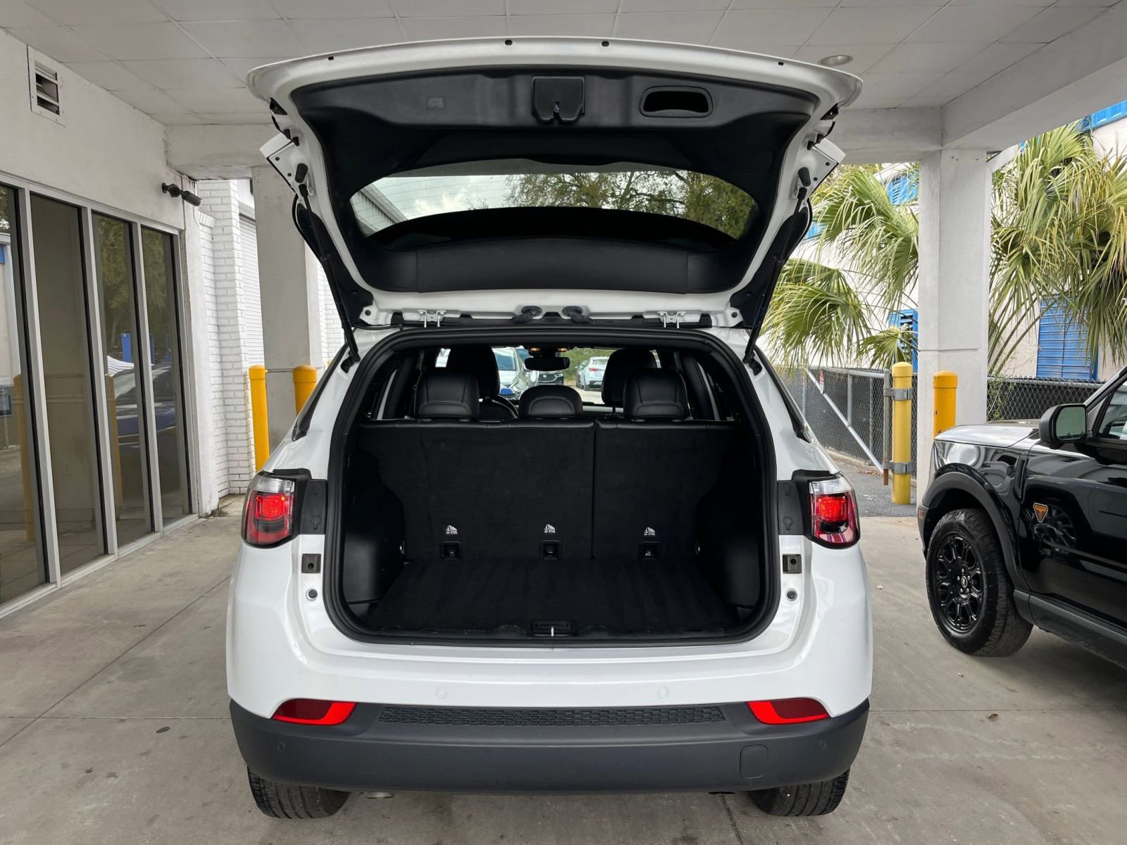 Thumbnail: 2025 Jeep Compass - 31