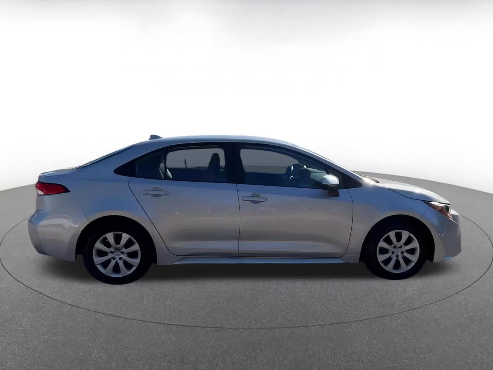 Thumbnail: 2025 Toyota Corolla - 16