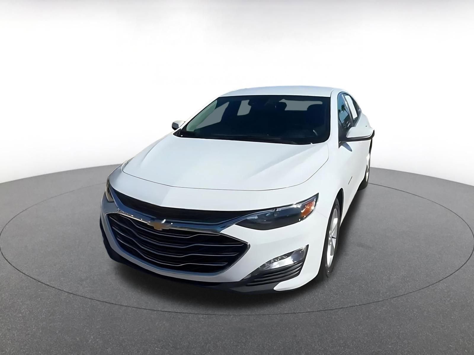 Thumbnail: 2024 Chevrolet Malibu - 7
