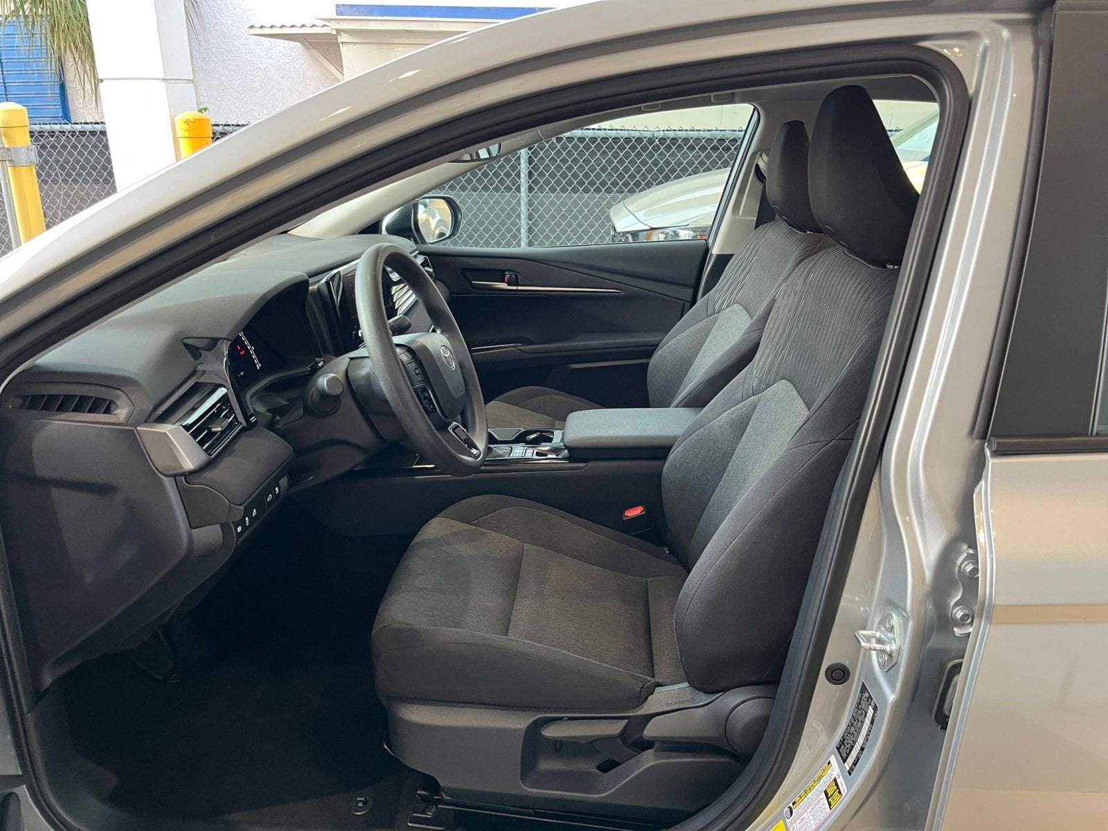 Thumbnail: 2025 Toyota Camry - 27