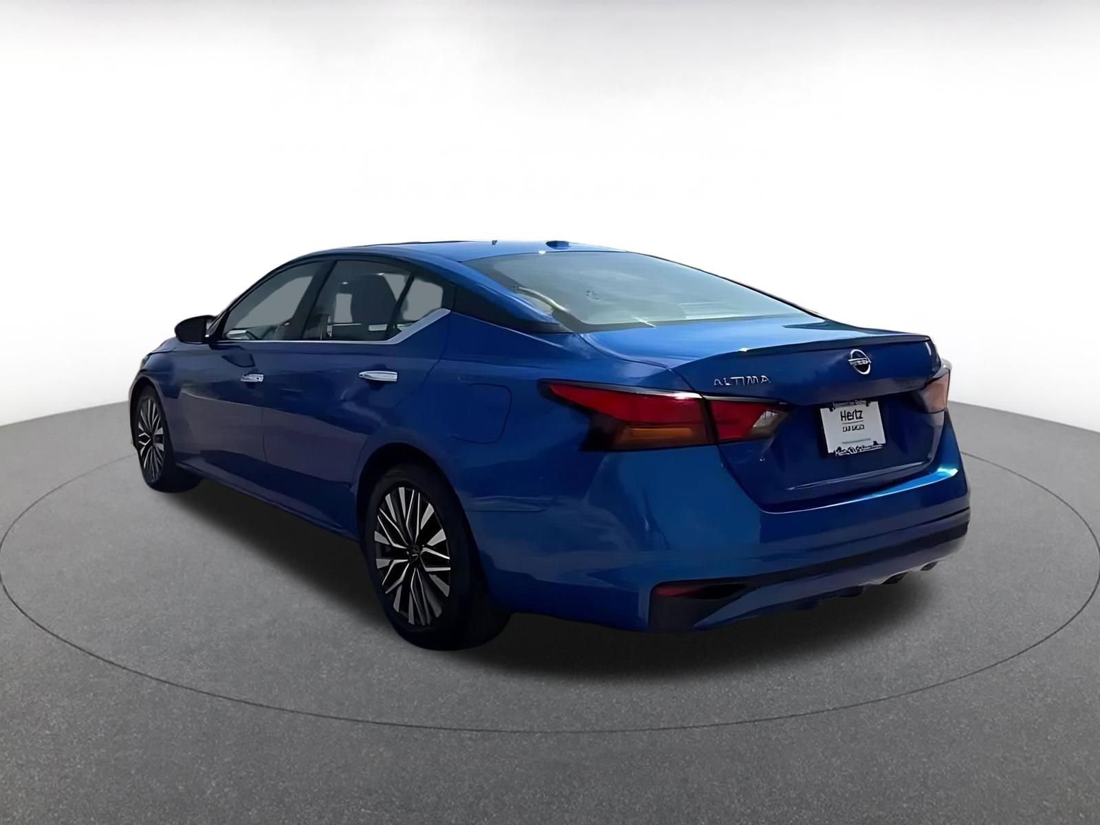 Thumbnail: 2025 Nissan Altima - 11
