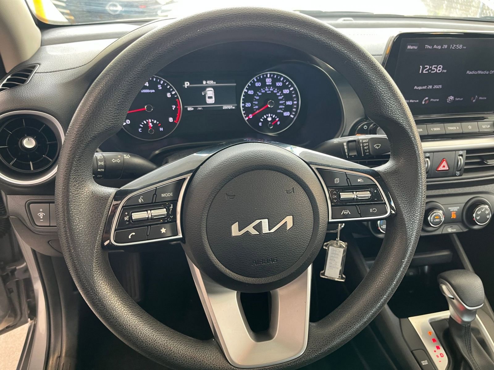 Thumbnail: 2024 Kia Forte - 28