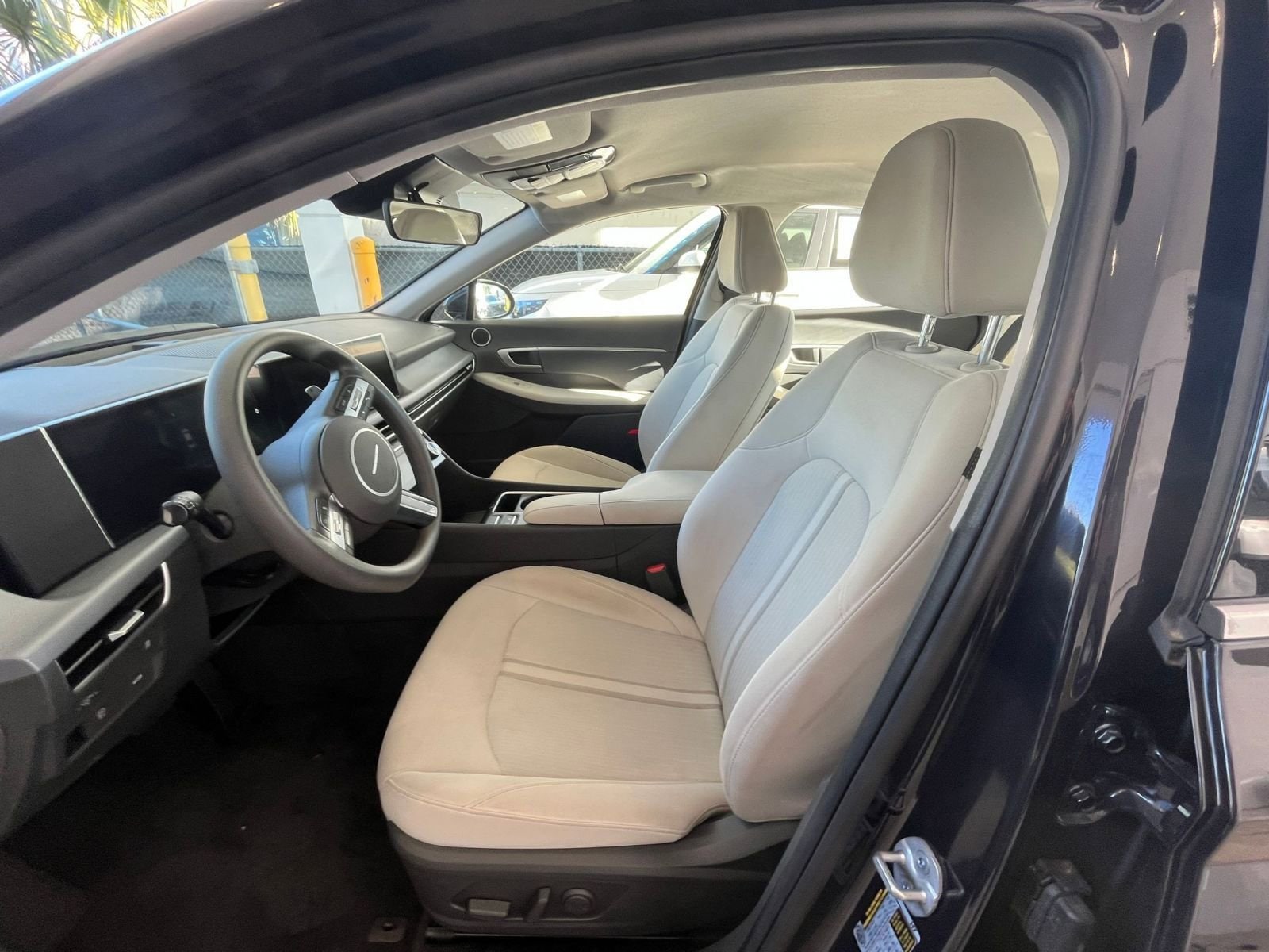 Thumbnail: 2025 Hyundai Sonata - 27