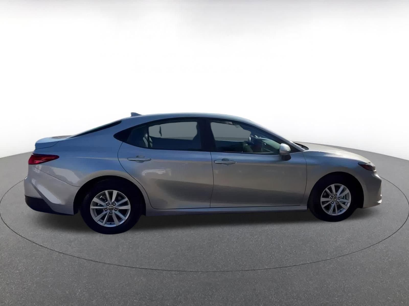 Thumbnail: 2025 Toyota Camry - 16