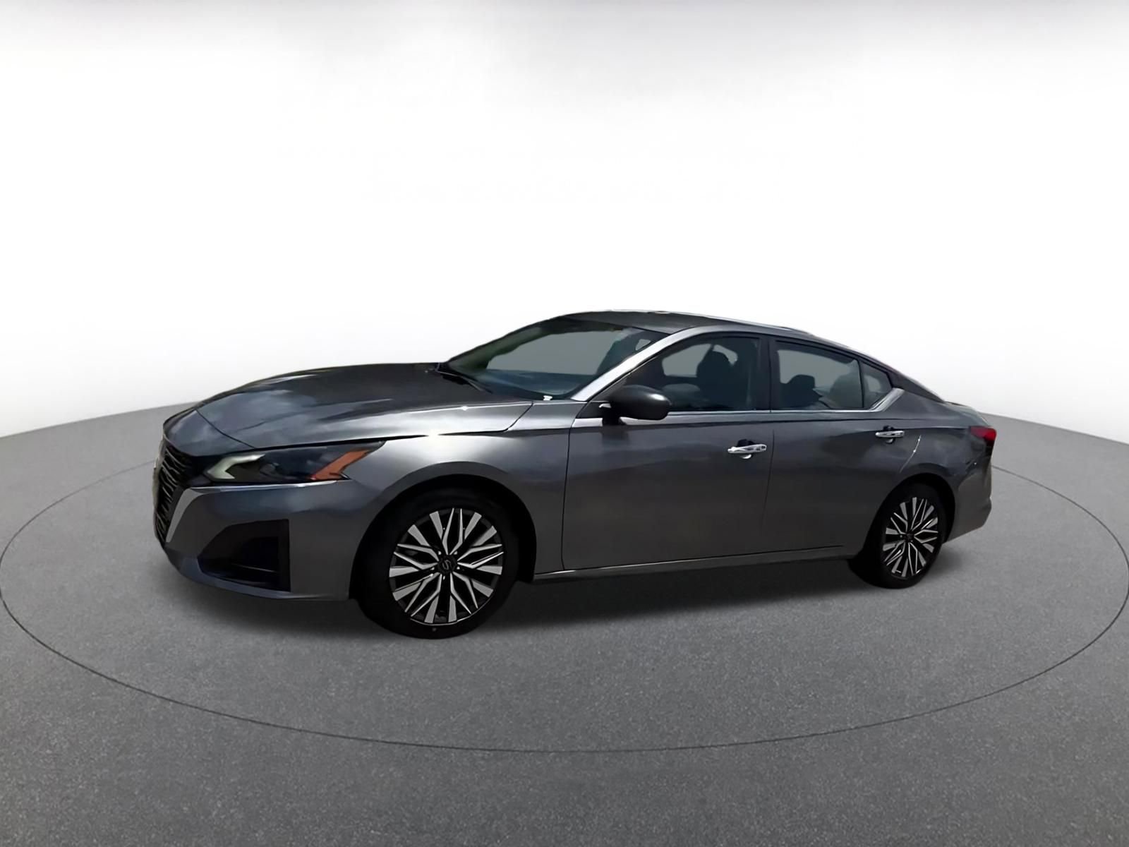 Thumbnail: 2025 Nissan Altima - 8