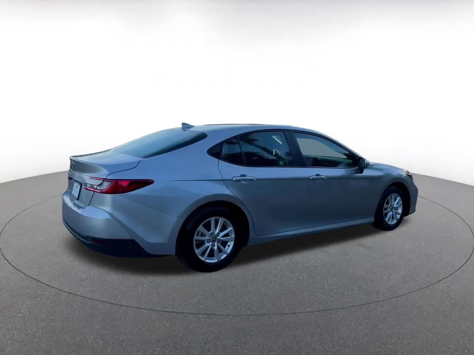 Thumbnail: 2025 Toyota Camry - 12