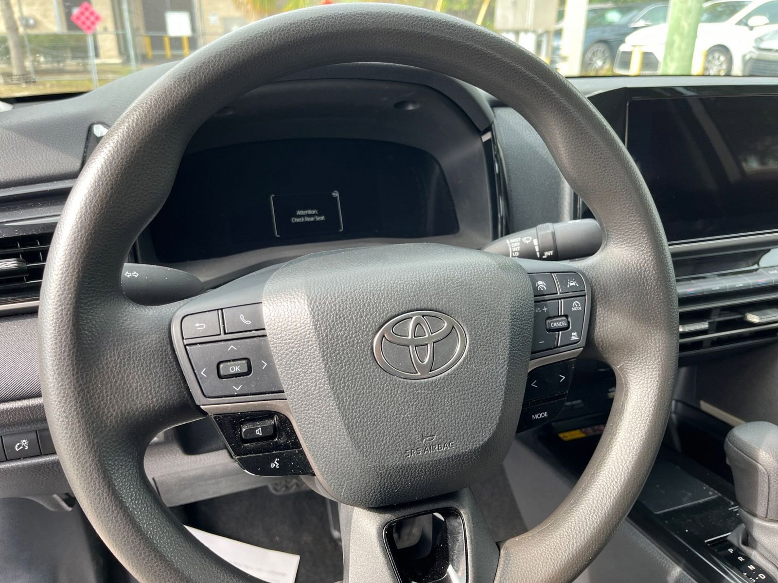 Thumbnail: 2025 Toyota Camry - 28