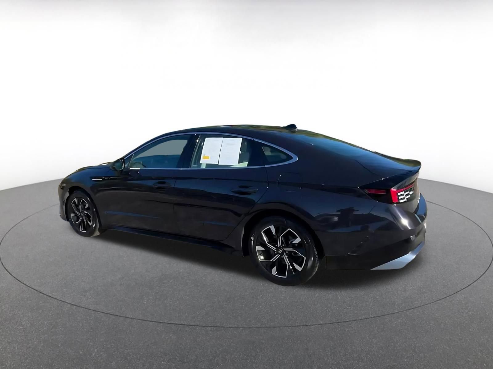 Thumbnail: 2025 Hyundai Sonata - 10