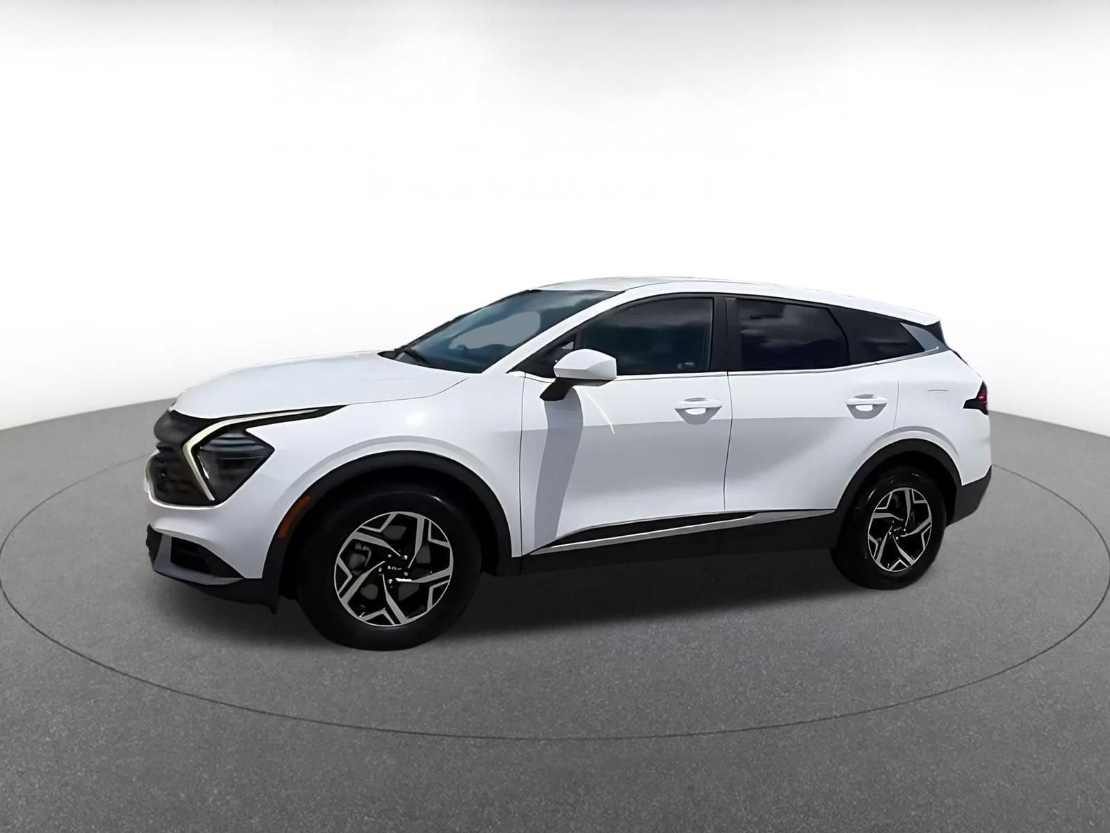 Thumbnail: 2025 Kia Sportage - 8