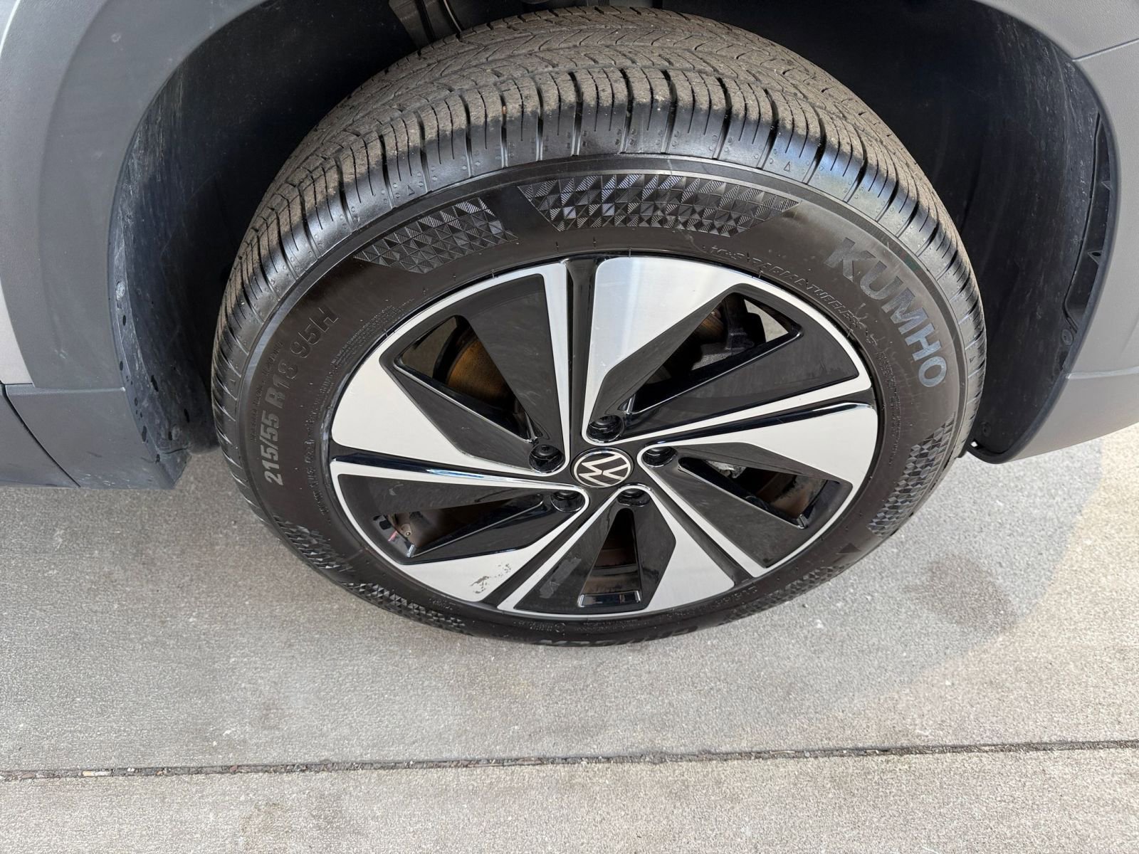 Thumbnail: 2025 Volkswagen Taos - 30