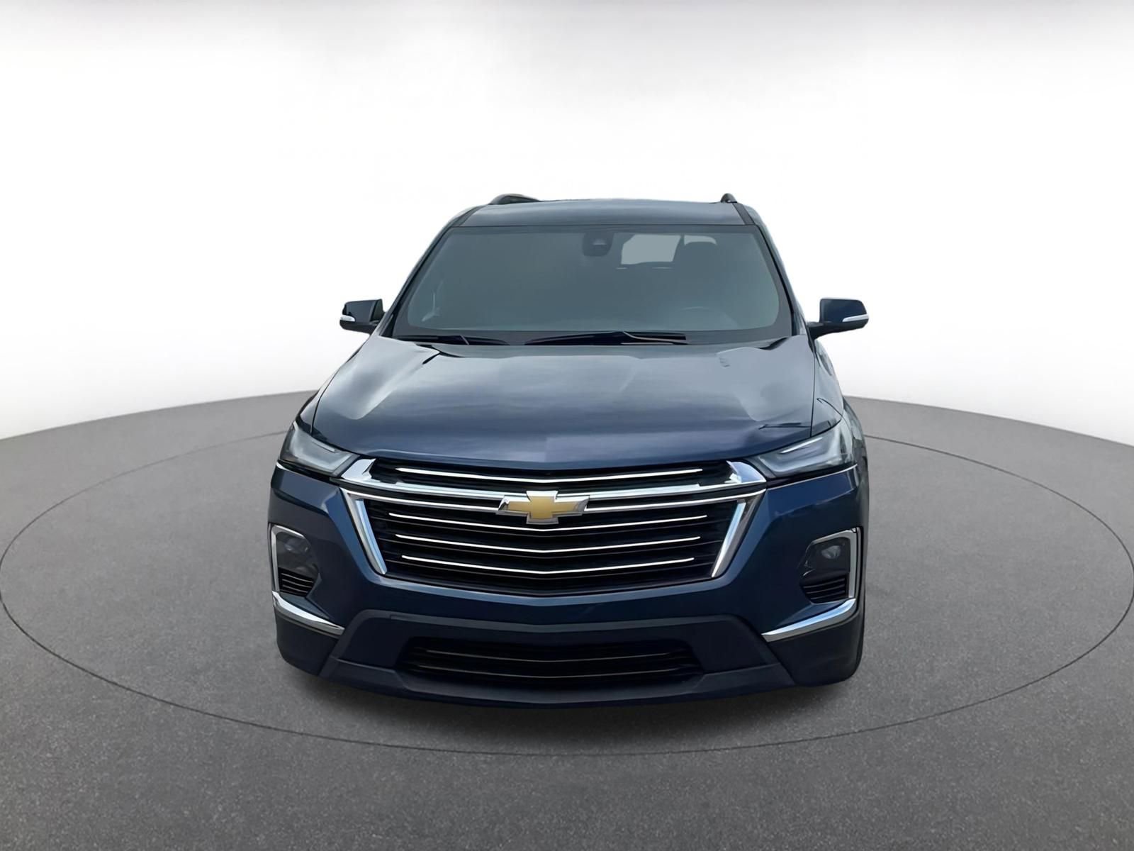 Thumbnail: 2023 Chevrolet Traverse - 4