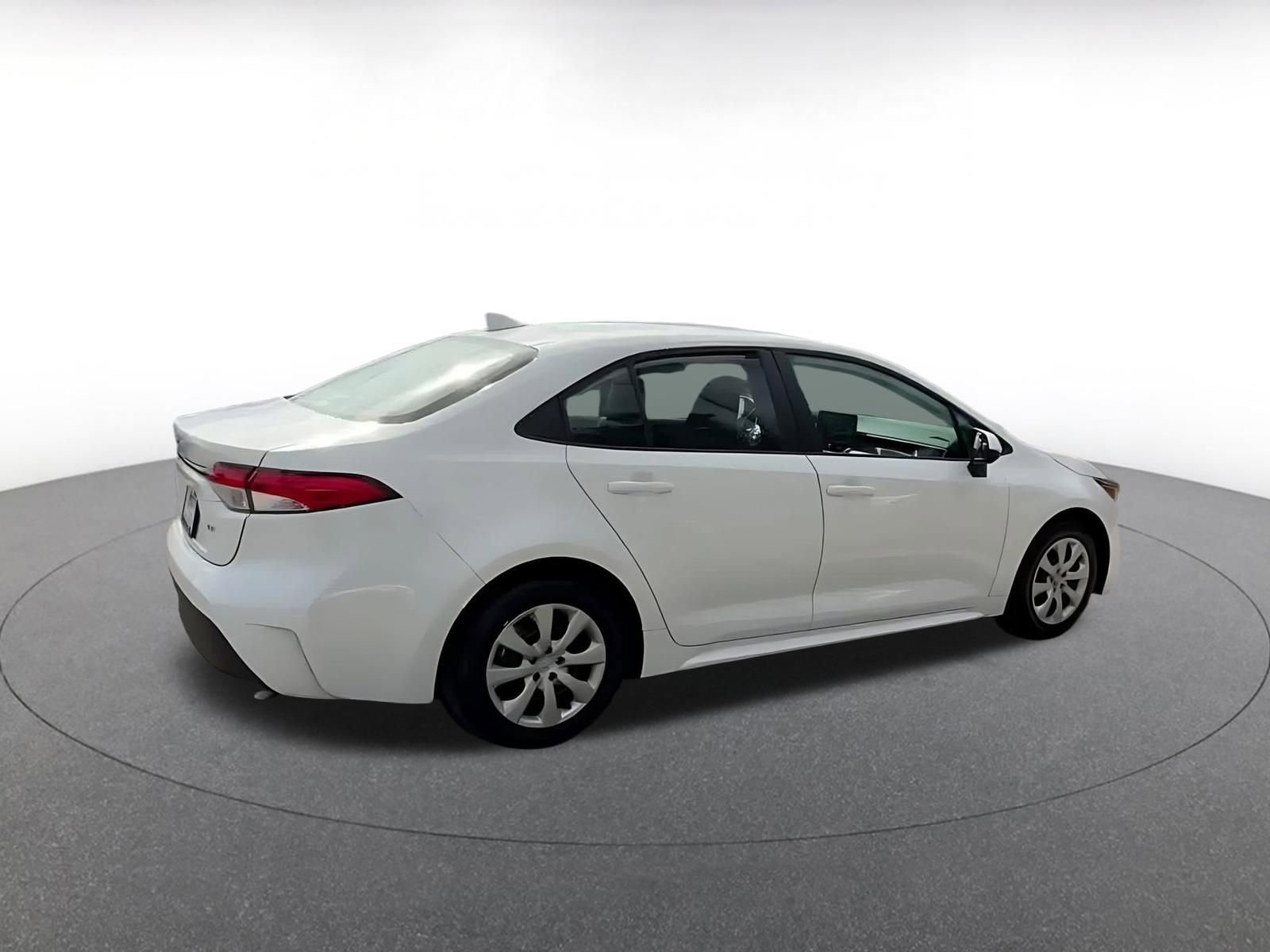 Thumbnail: 2025 Toyota Corolla - 14