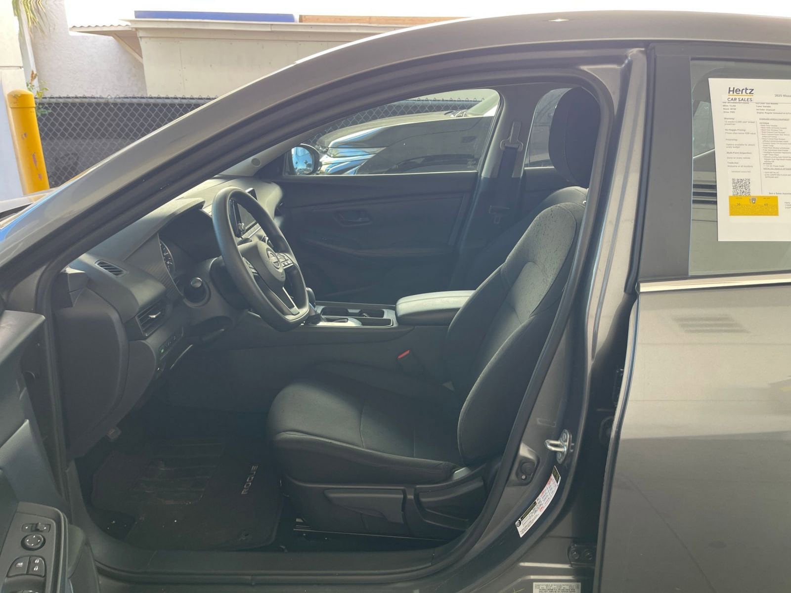 Thumbnail: 2025 Nissan Sentra - 27