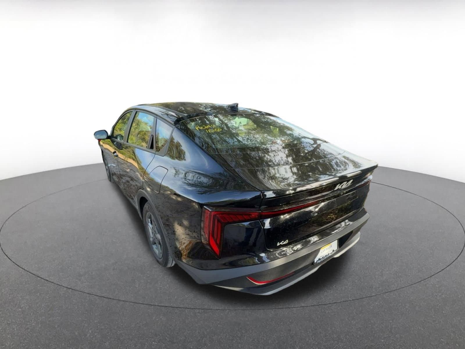 Thumbnail: 2025 Kia K4 - 5