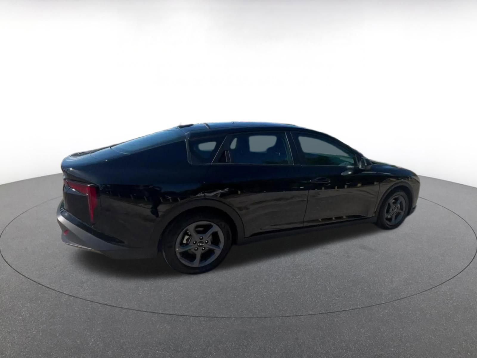 Thumbnail: 2025 Kia K4 - 15