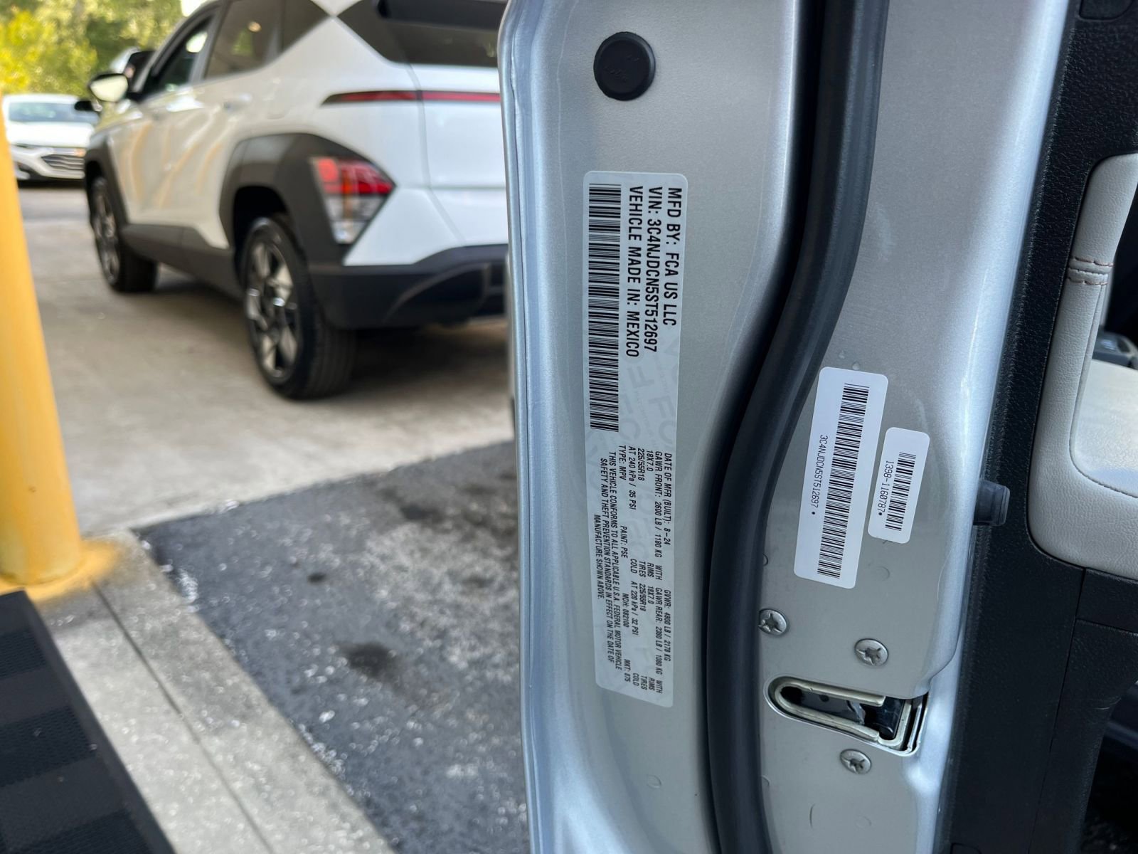 Thumbnail: 2025 Jeep Compass - 29