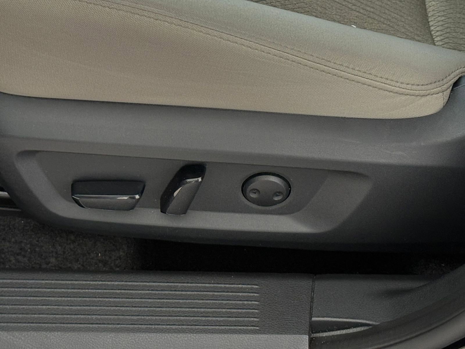 Thumbnail: 2025 Nissan Rogue - 22