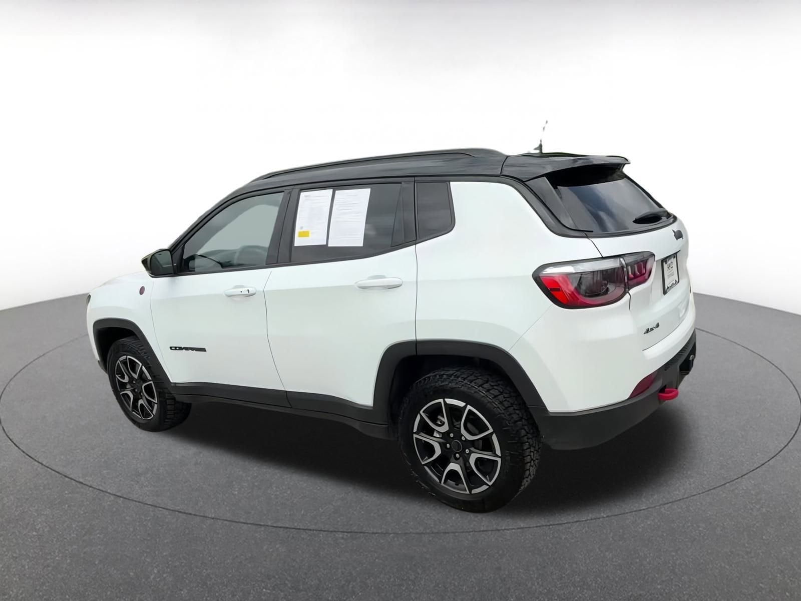 Thumbnail: 2025 Jeep Compass - 10