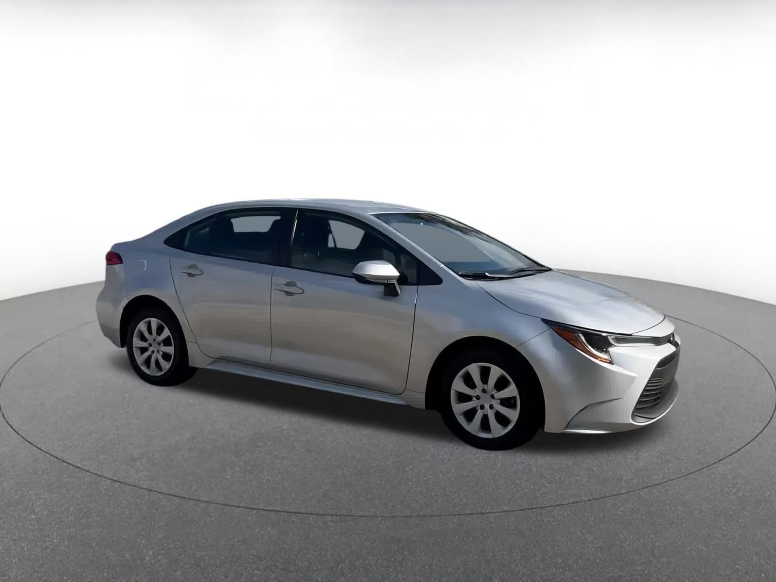 Thumbnail: 2024 Toyota Corolla - 2