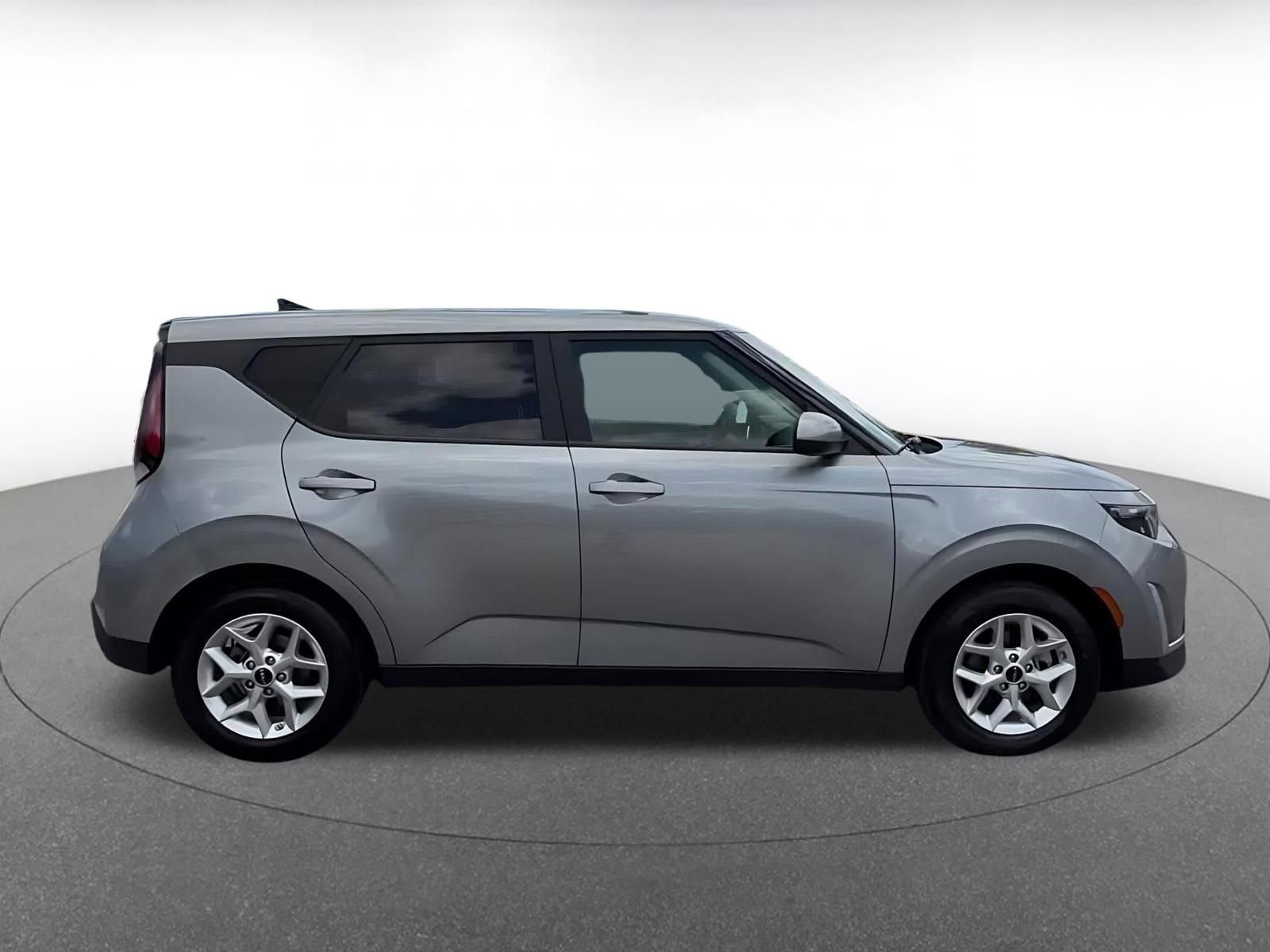 Thumbnail: 2025 Kia Soul - 16