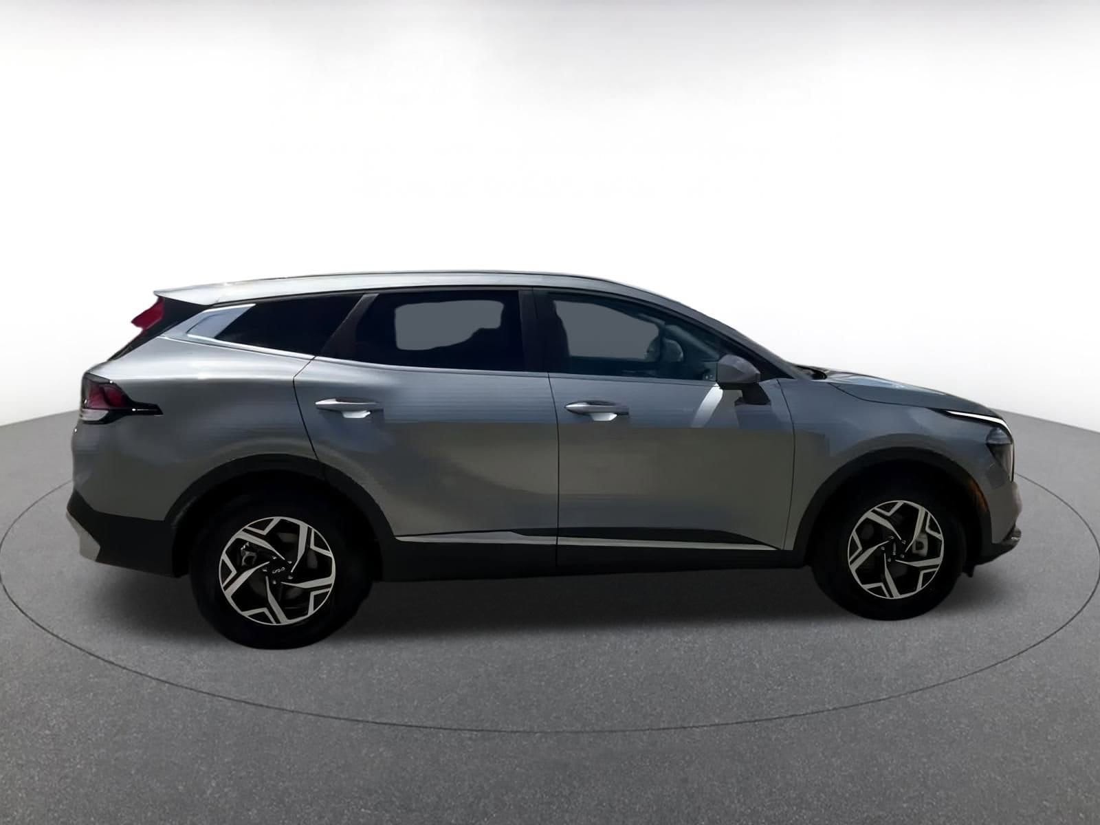 Thumbnail: 2024 Kia Sportage - 16