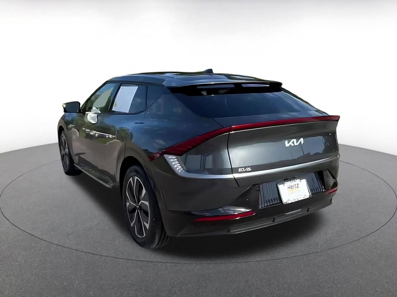 Thumbnail: 2023 Kia EV6 - 11