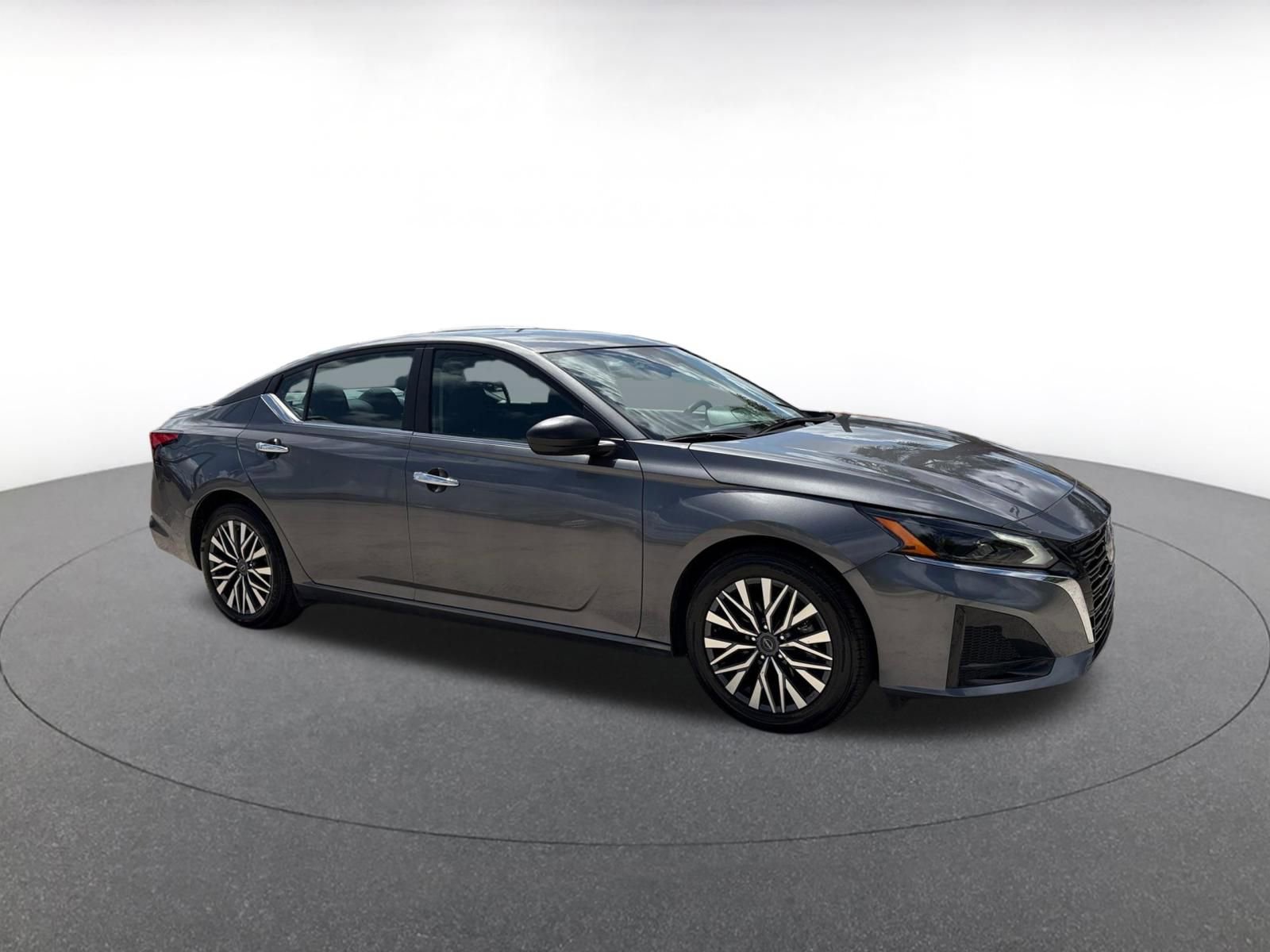 Thumbnail: 2025 Nissan Altima - 1