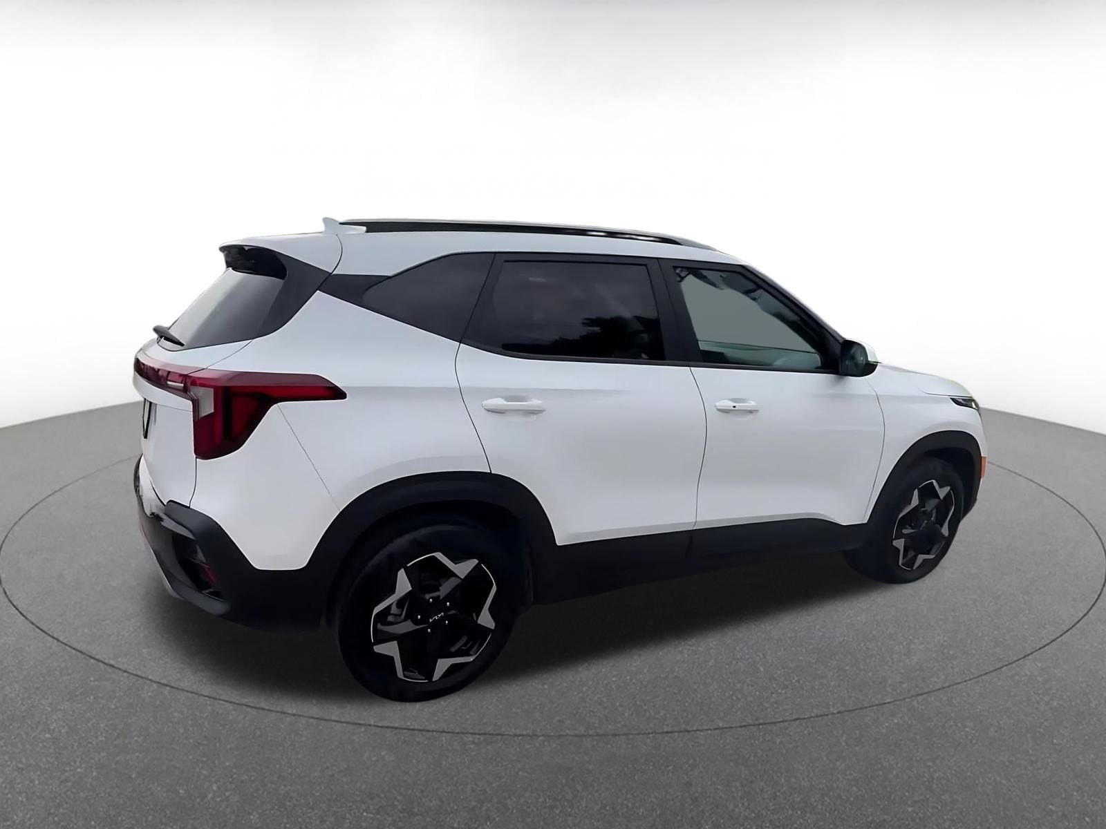 Thumbnail: 2025 Kia Seltos - 15