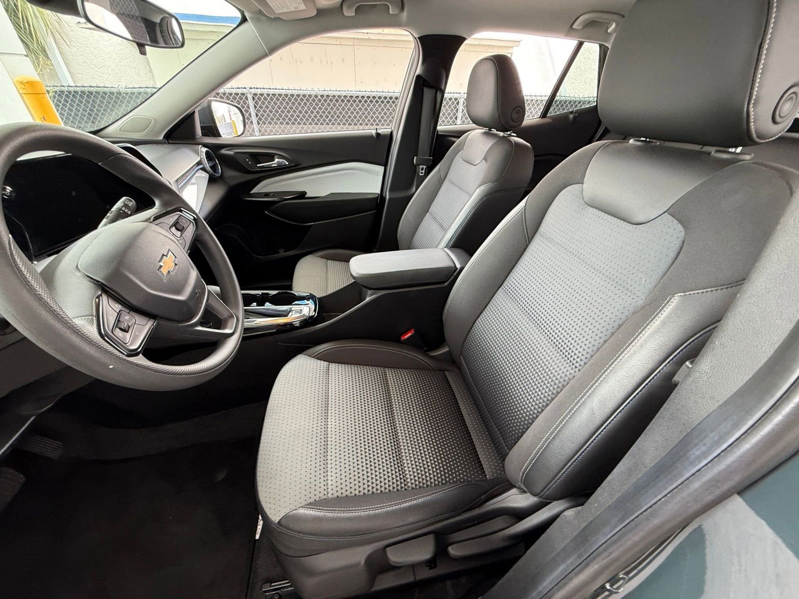 Thumbnail: 2025 Chevrolet Trax - 27