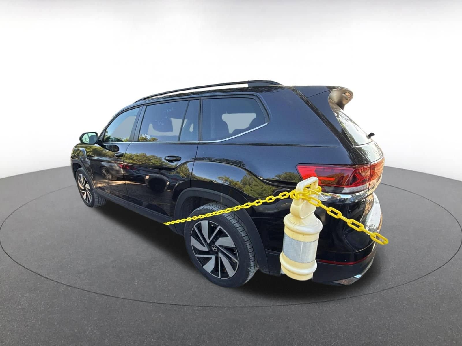 Thumbnail: 2025 Volkswagen Atlas - 6