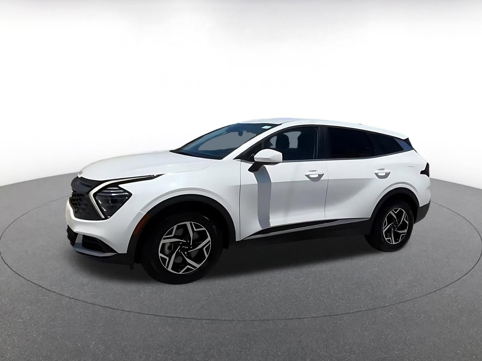 Thumbnail: 2025 Kia Sportage - 8
