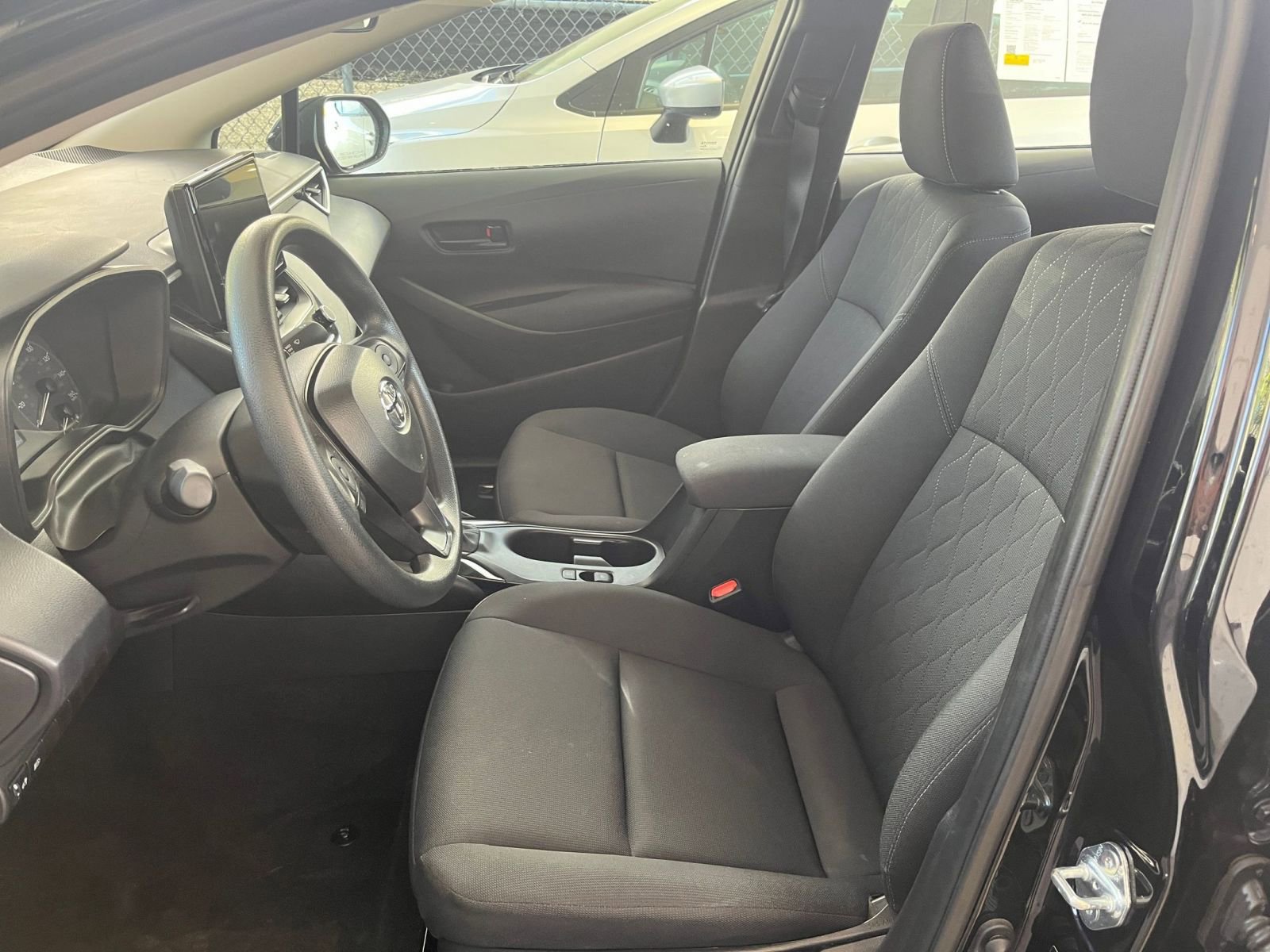 Thumbnail: 2025 Toyota Corolla - 24