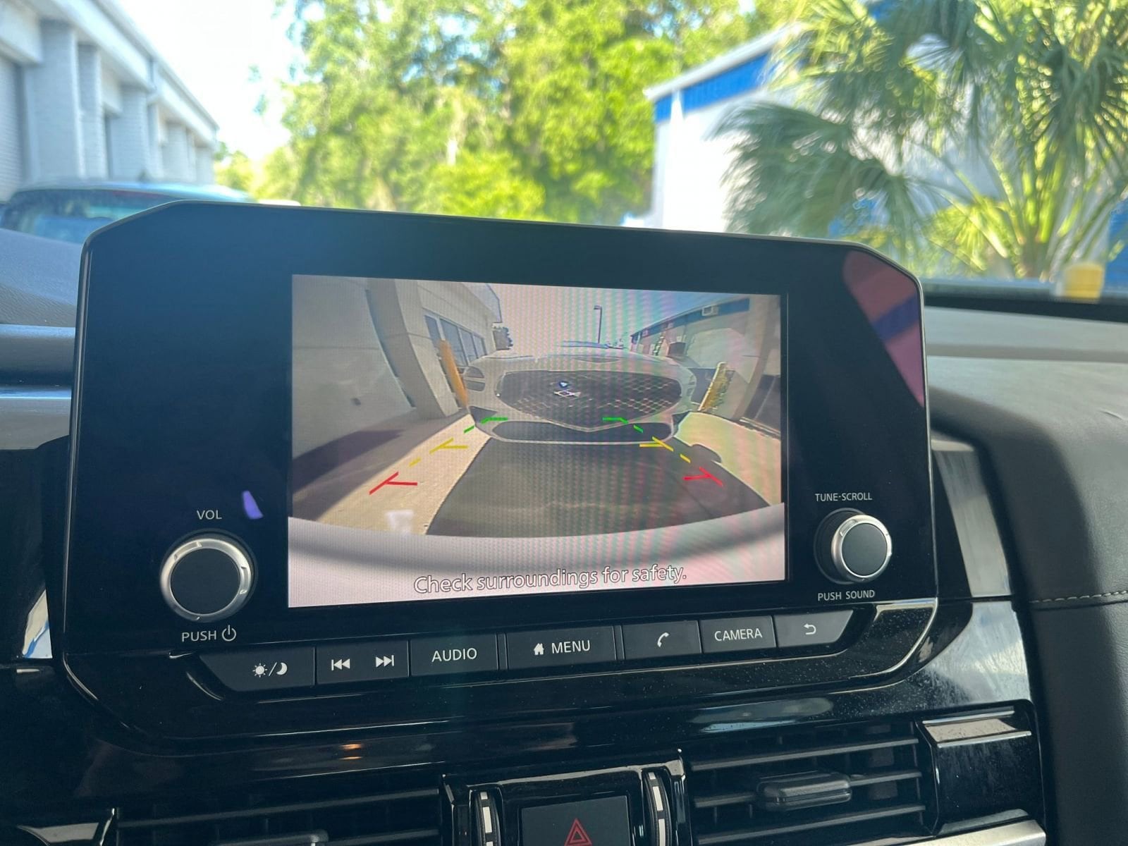 Thumbnail: 2025 Nissan Pathfinder - 25