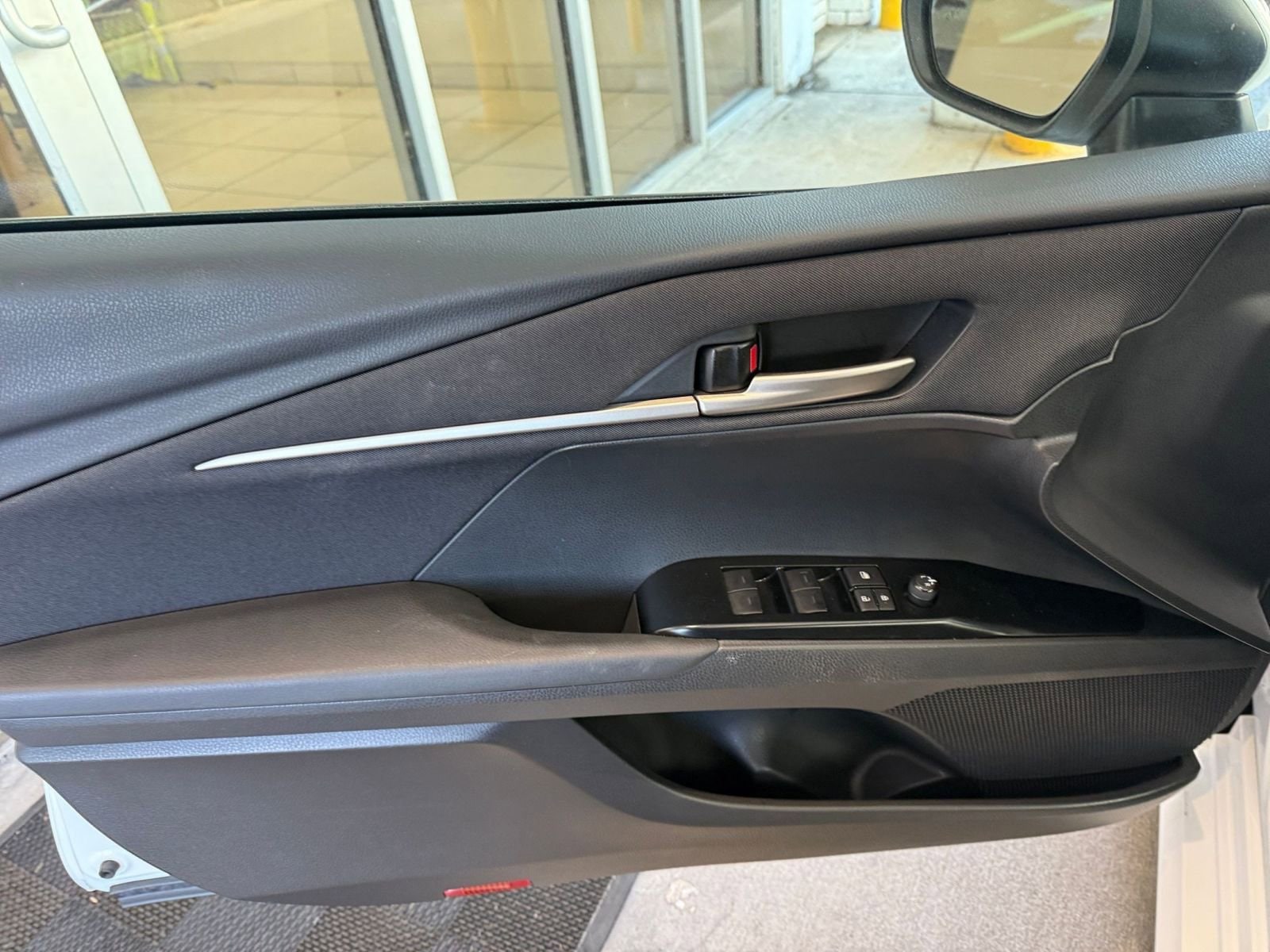 Thumbnail: 2025 Toyota Camry - 20