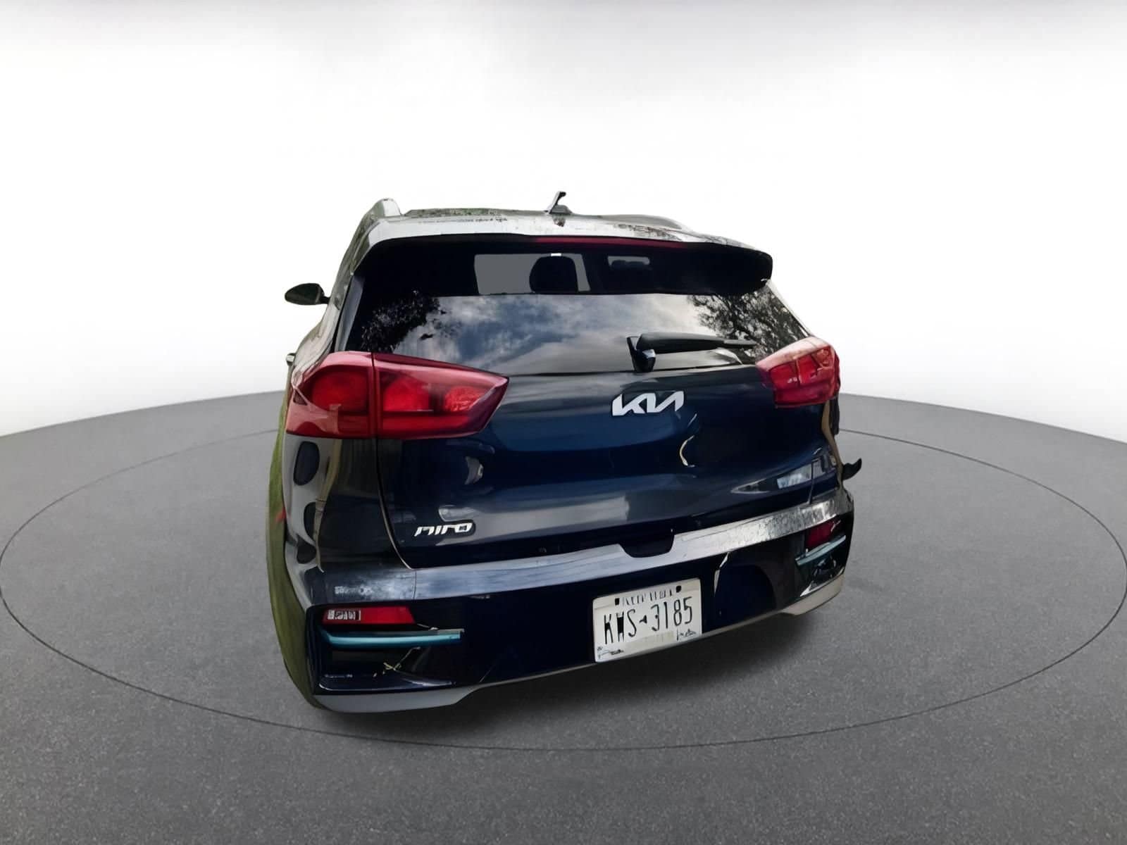 Thumbnail: 2022 Kia Niro - 6