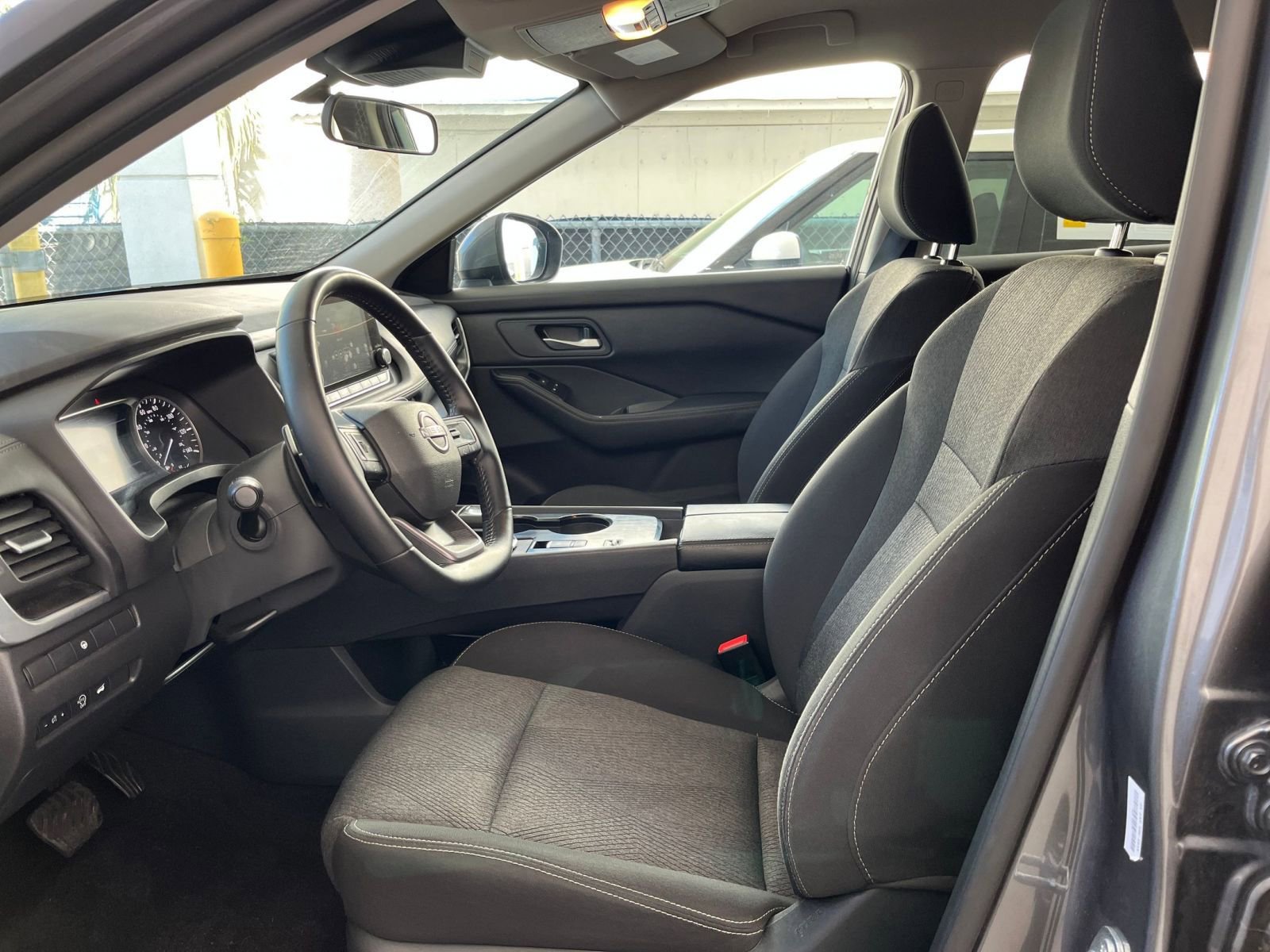 Thumbnail: 2025 Nissan Rogue - 28