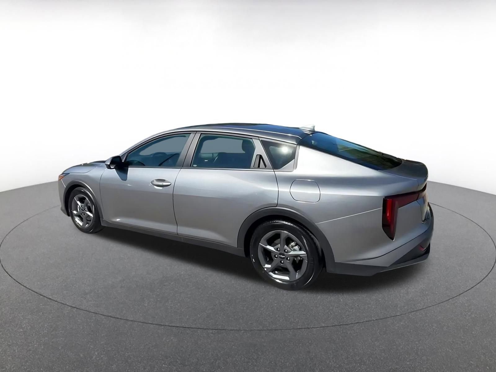 Thumbnail: 2025 Kia K4 - 10