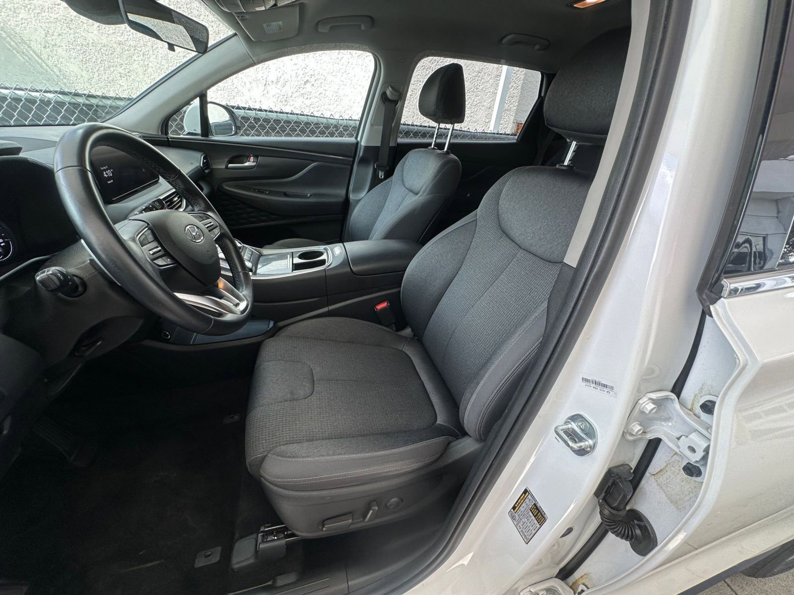 Thumbnail: 2023 Hyundai Santa Fe - 27