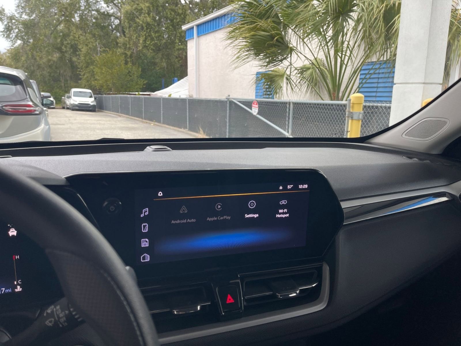 Thumbnail: 2025 Chevrolet TrailBlazer - 18