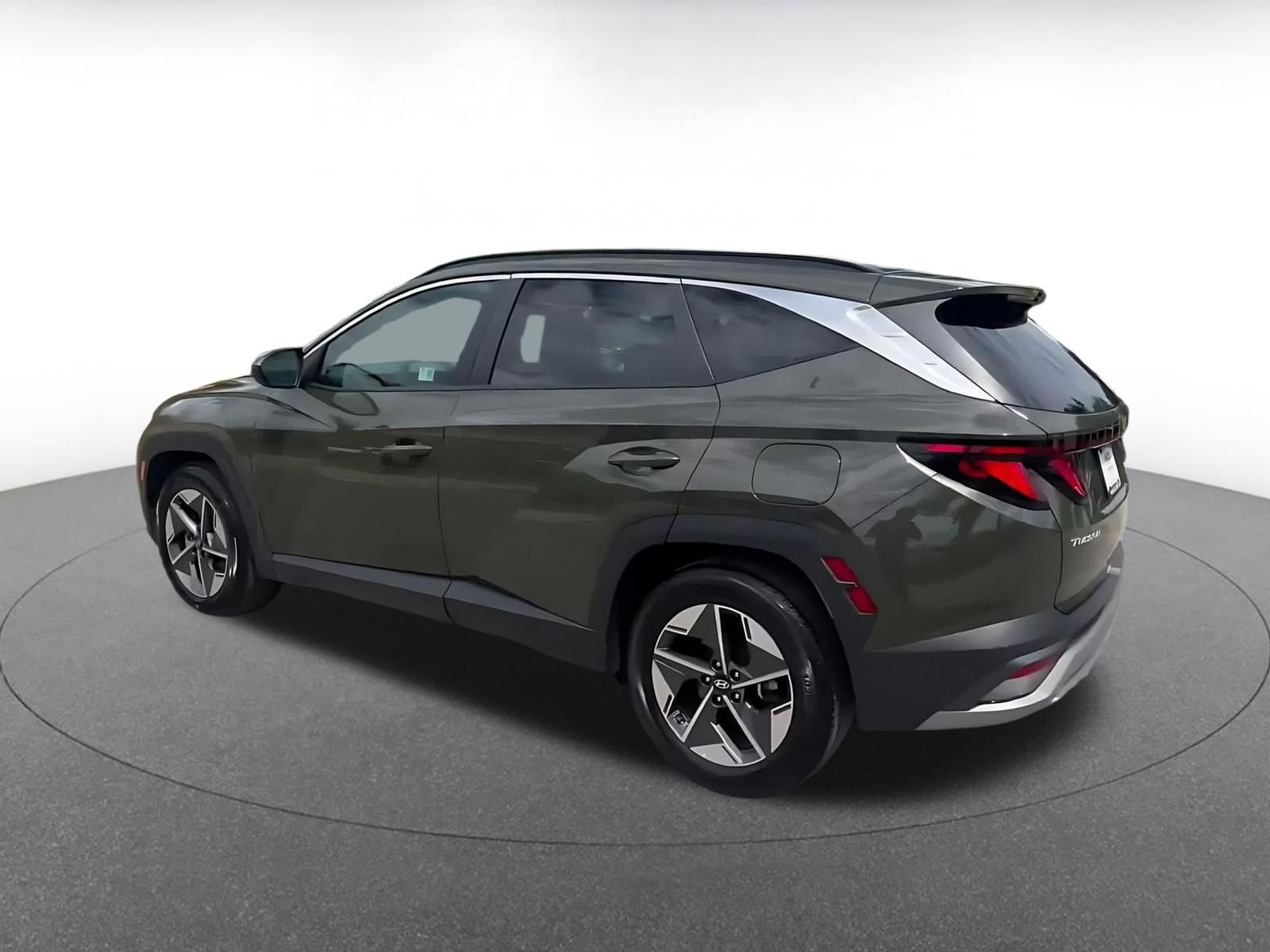 Thumbnail: 2025 Hyundai Tucson - 10