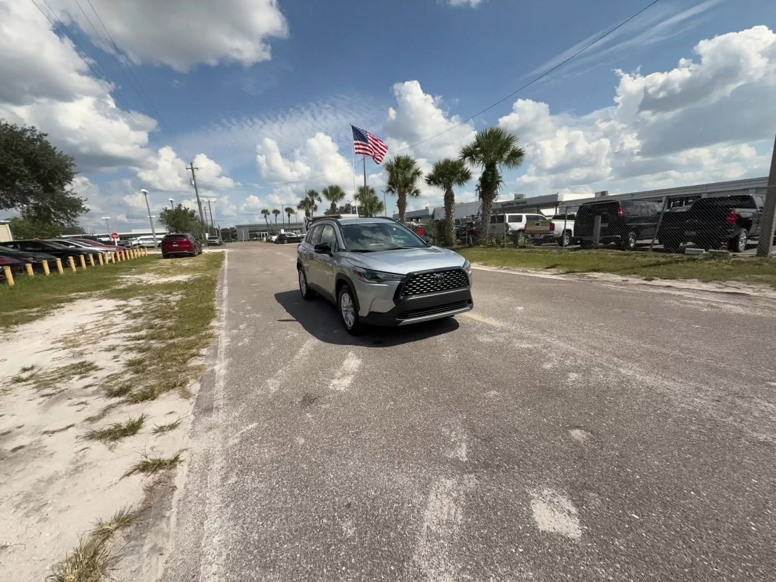 Thumbnail: 2025 Toyota Corolla Cross - 16