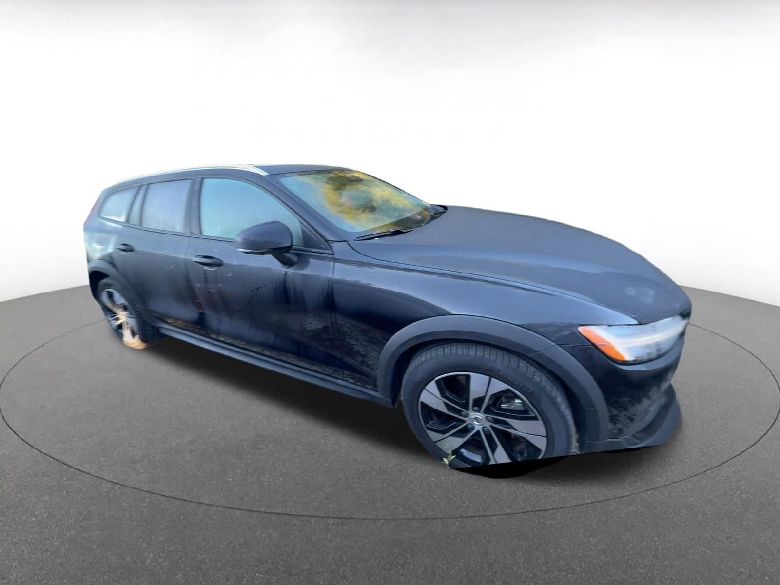 Thumbnail: 2025 Volvo S60 - 2