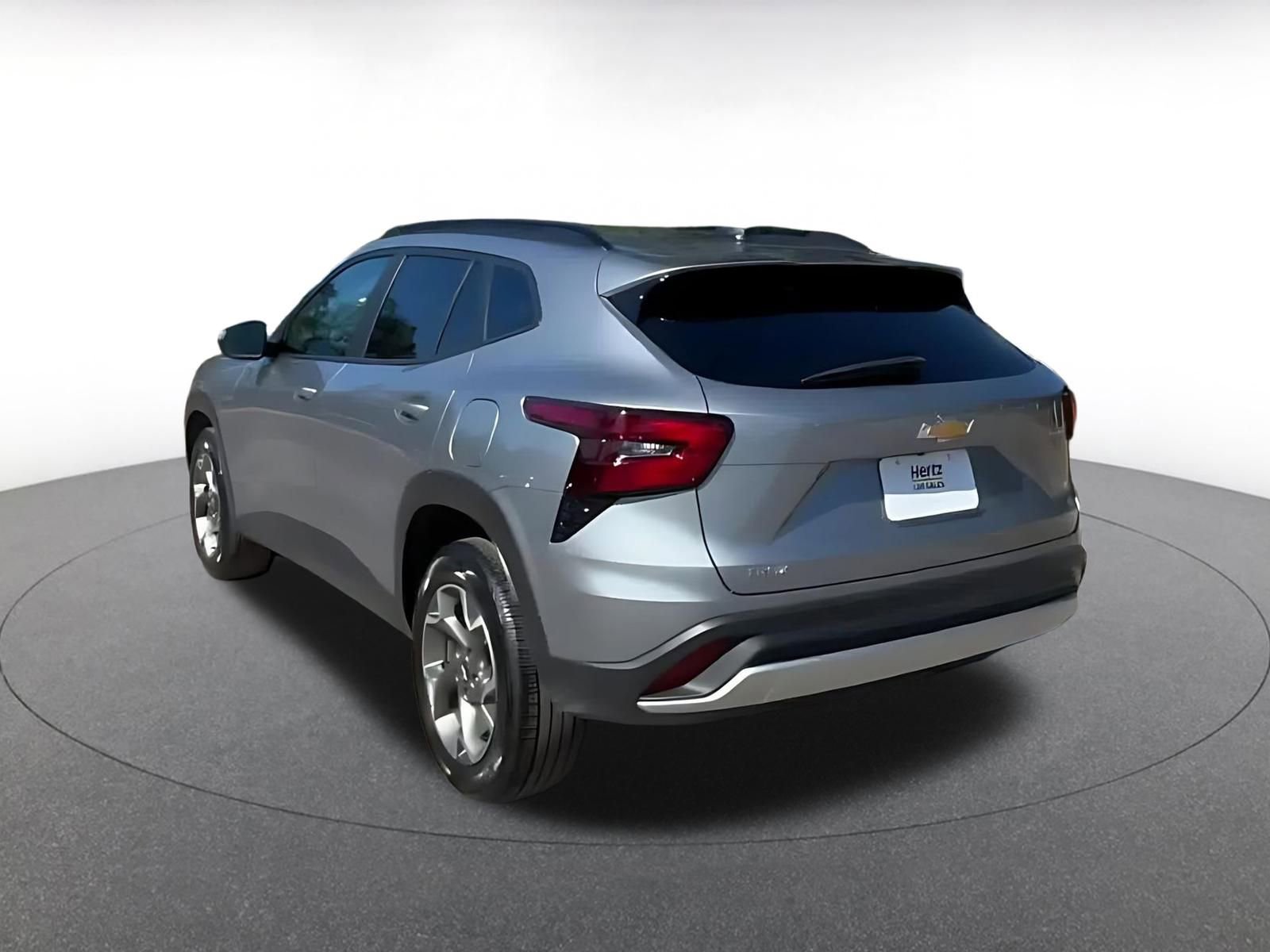 Thumbnail: 2025 Chevrolet Trax - 11