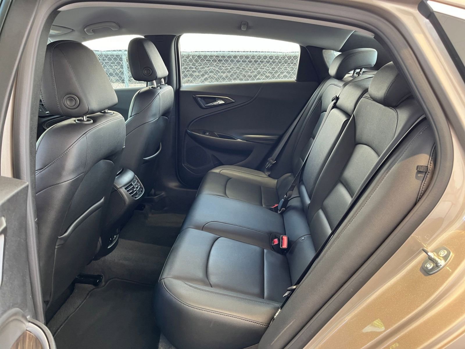 Thumbnail: 2024 Chevrolet Malibu - 25