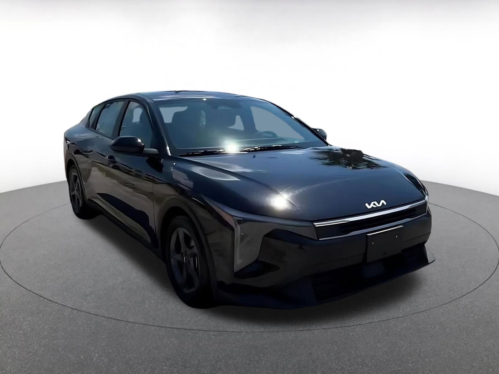 Thumbnail: 2025 Kia K4 - 3